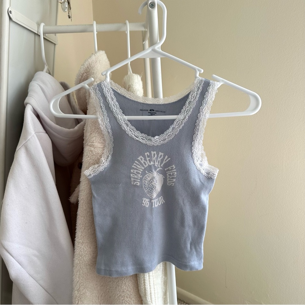 brandy melville strawberry fields tank top